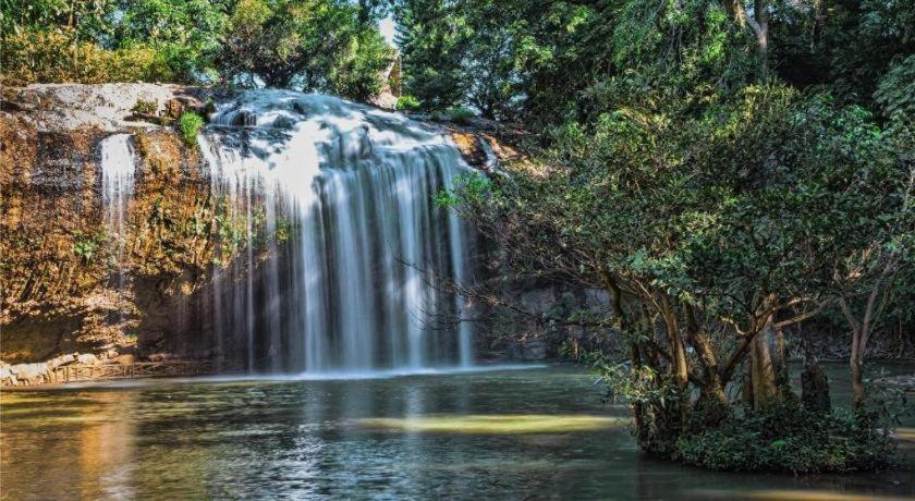 Hoa Sen Vang Hotel Dalat Bagian luar foto