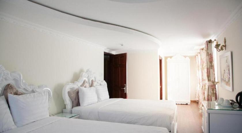 Hoa Sen Vang Hotel Dalat Bagian luar foto