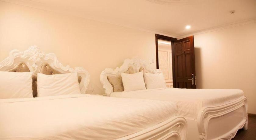 Hoa Sen Vang Hotel Dalat Bagian luar foto