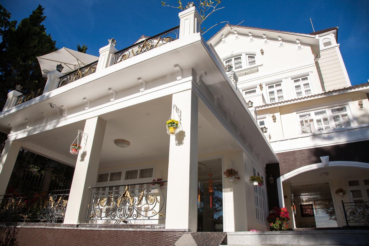 Hoa Sen Vang Hotel Dalat Bagian luar foto